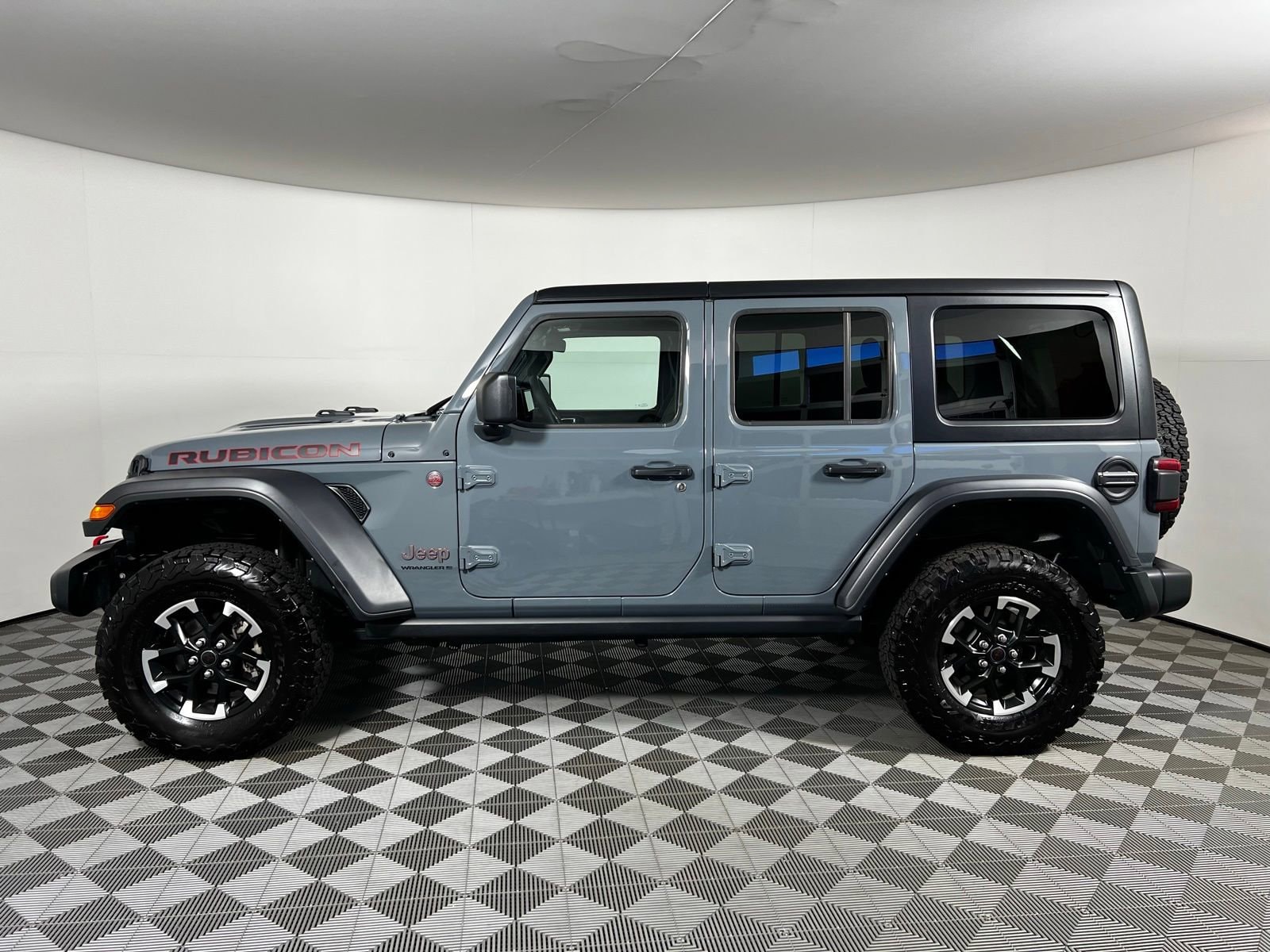 2025 Jeep Wrangler 4-Door Rubicon - Photo 8