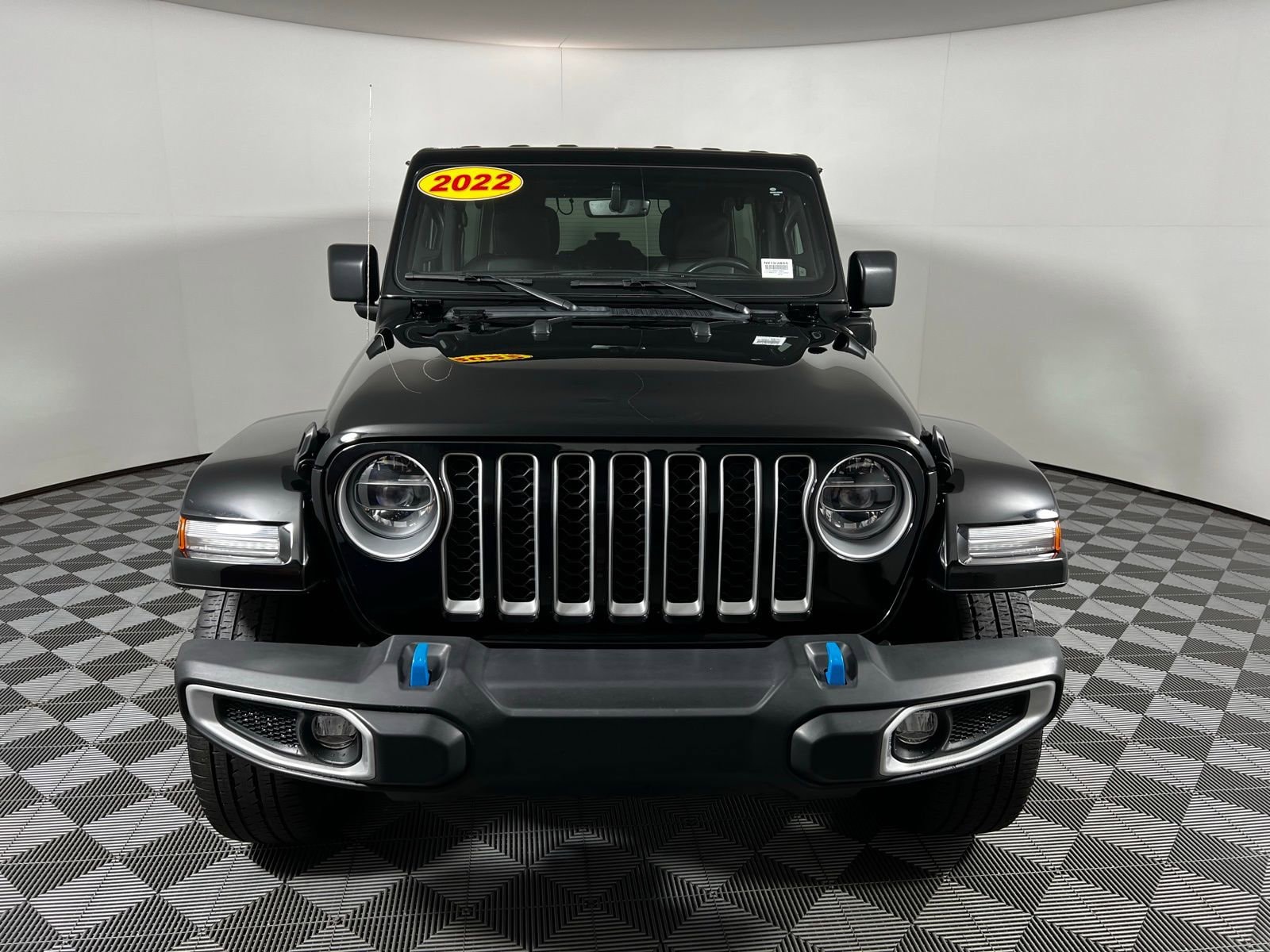 Used 2022 Jeep Wrangler Unlimited Sahara 4XE with VIN 1C4JJXP68NW162855 for sale in Memphis, TN