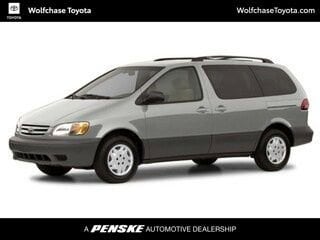 2002 Toyota Sienna's photo