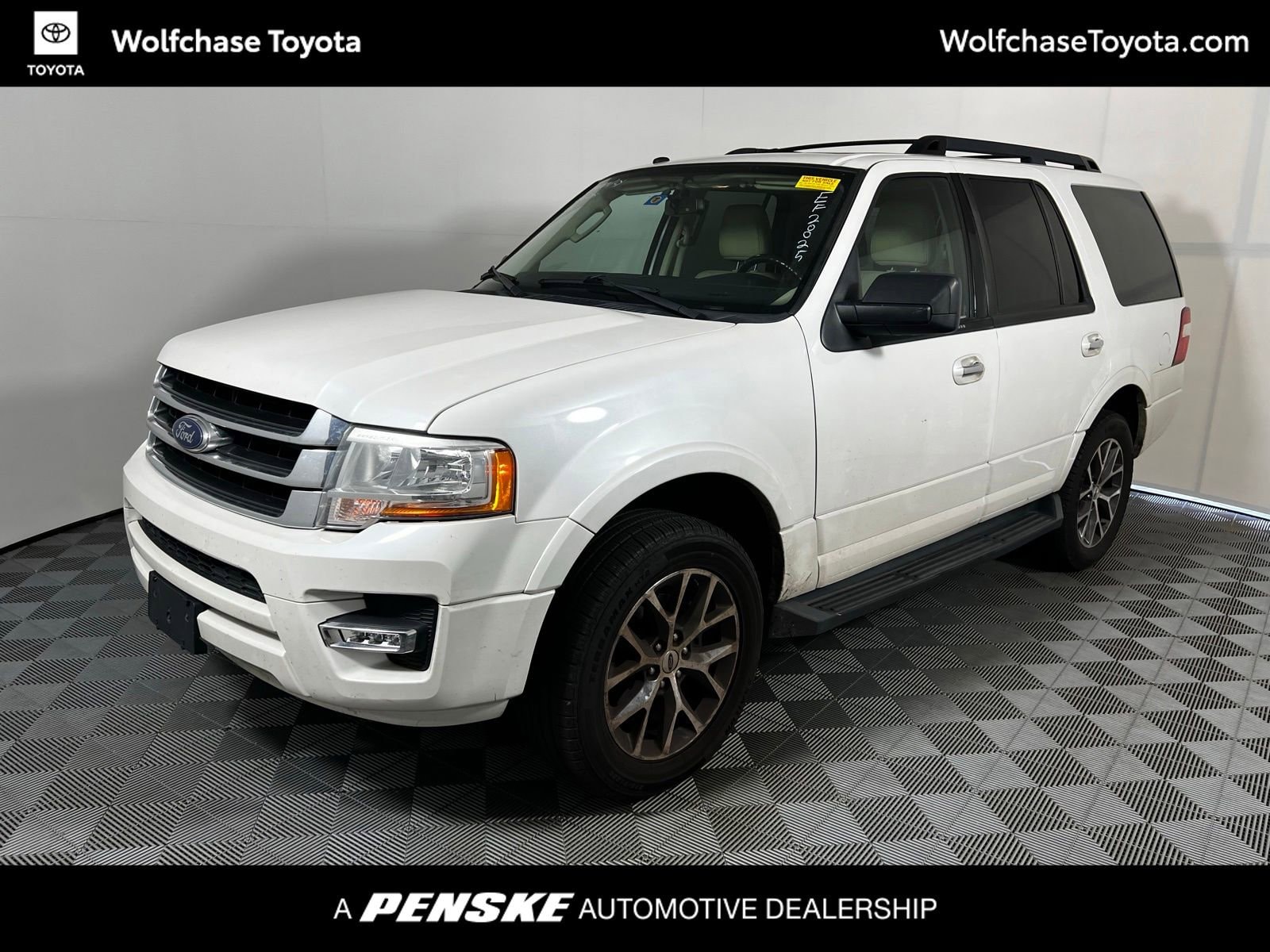 2016 Ford Expedition XLT's photo