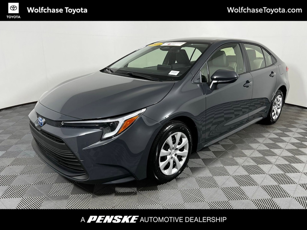 Certified 2025 Toyota Corolla Hybrid LE Sedan