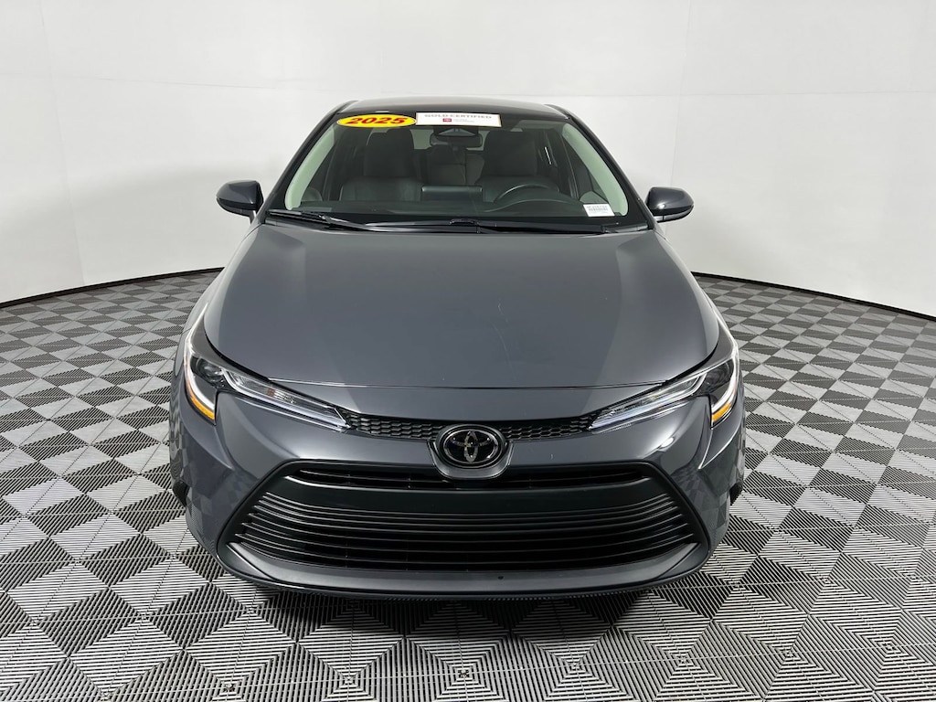 Certified 2025 Toyota Corolla LE Sedan