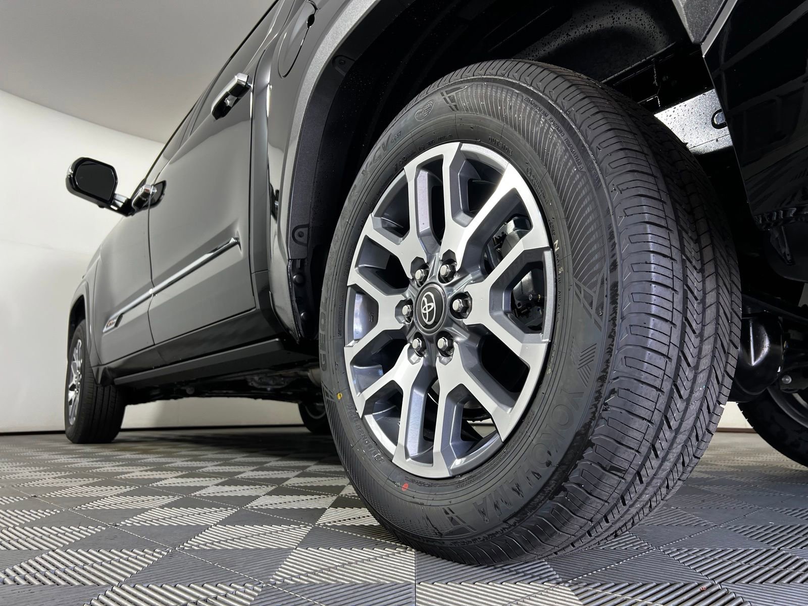 2026 Toyota Tundra 1794 Edition - Photo 21