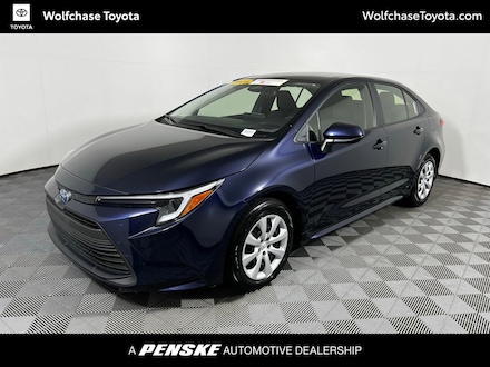 2025 Toyota Corolla Hybrid LE Sedan