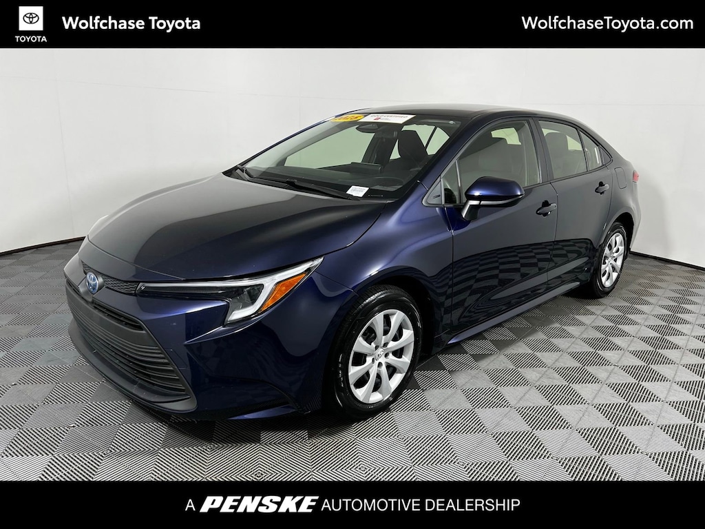 Certified 2025 Toyota Corolla Hybrid LE Sedan