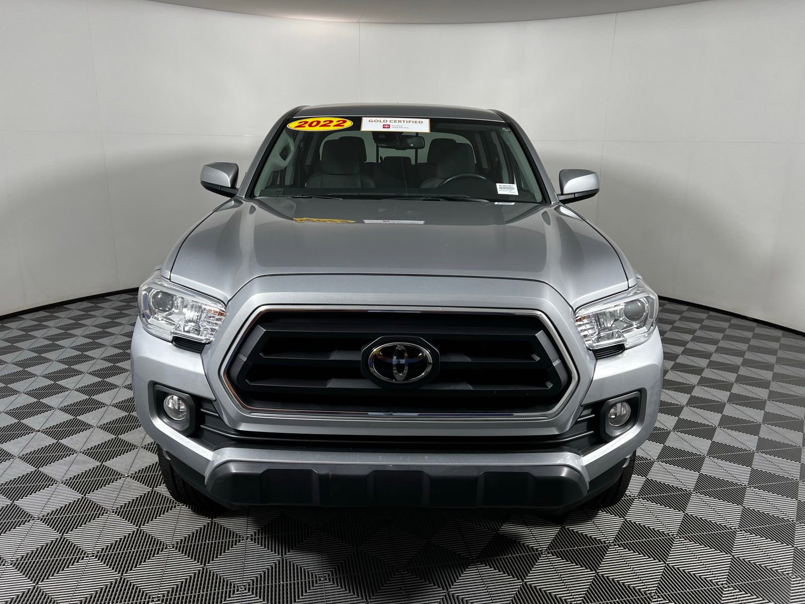 Certified 2022 Toyota Tacoma SR5 with VIN 3TMAZ5CN9NM165287 for sale in Cordova, TN