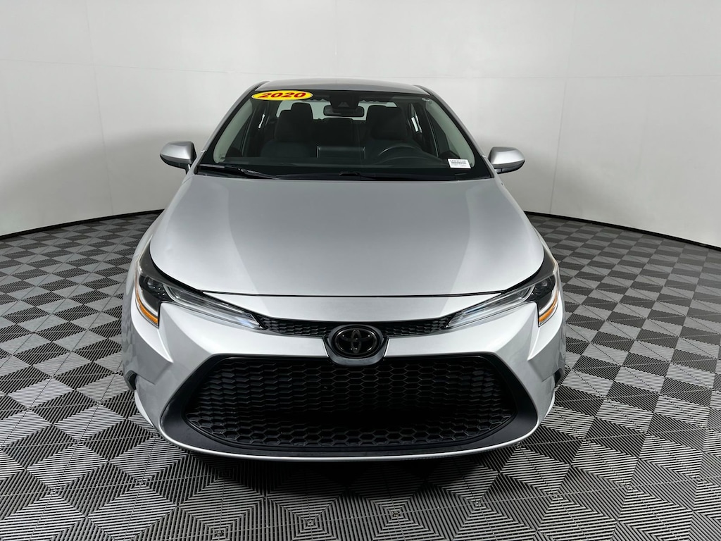 Used 2020 Toyota Corolla LE Sedan