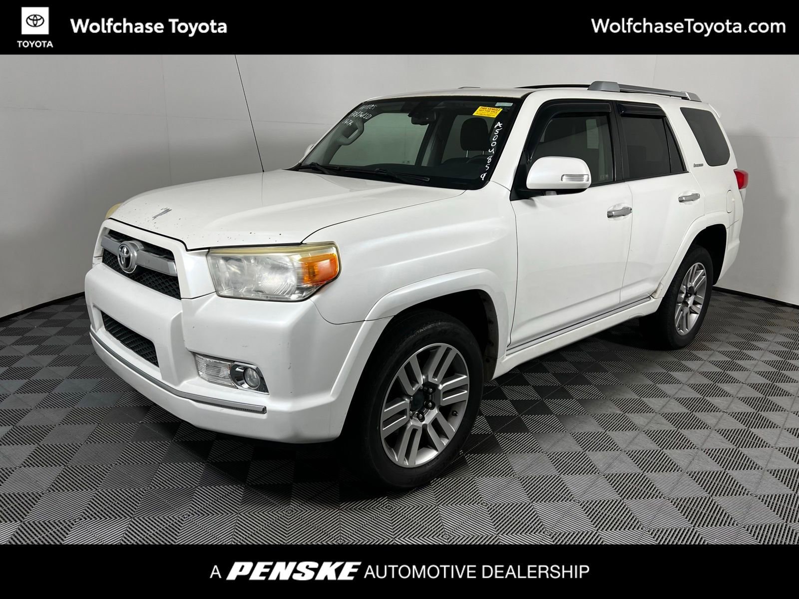 2010 Toyota 4Runner Limited's photo
