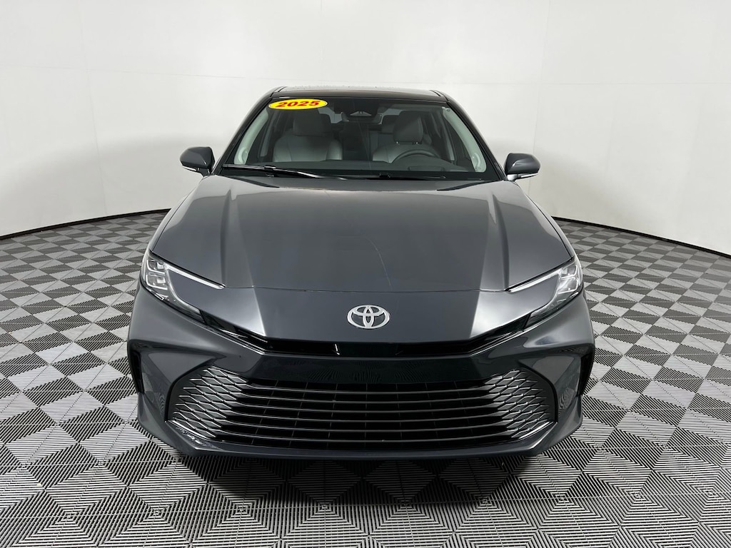 Used 2025 Toyota Camry XLE Sedan