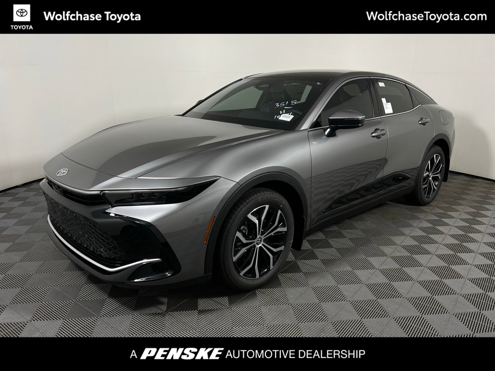 2026 Toyota Crown Limited's photo