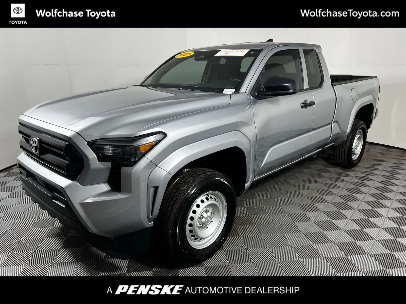 2025 Toyota Tacoma SR's photo