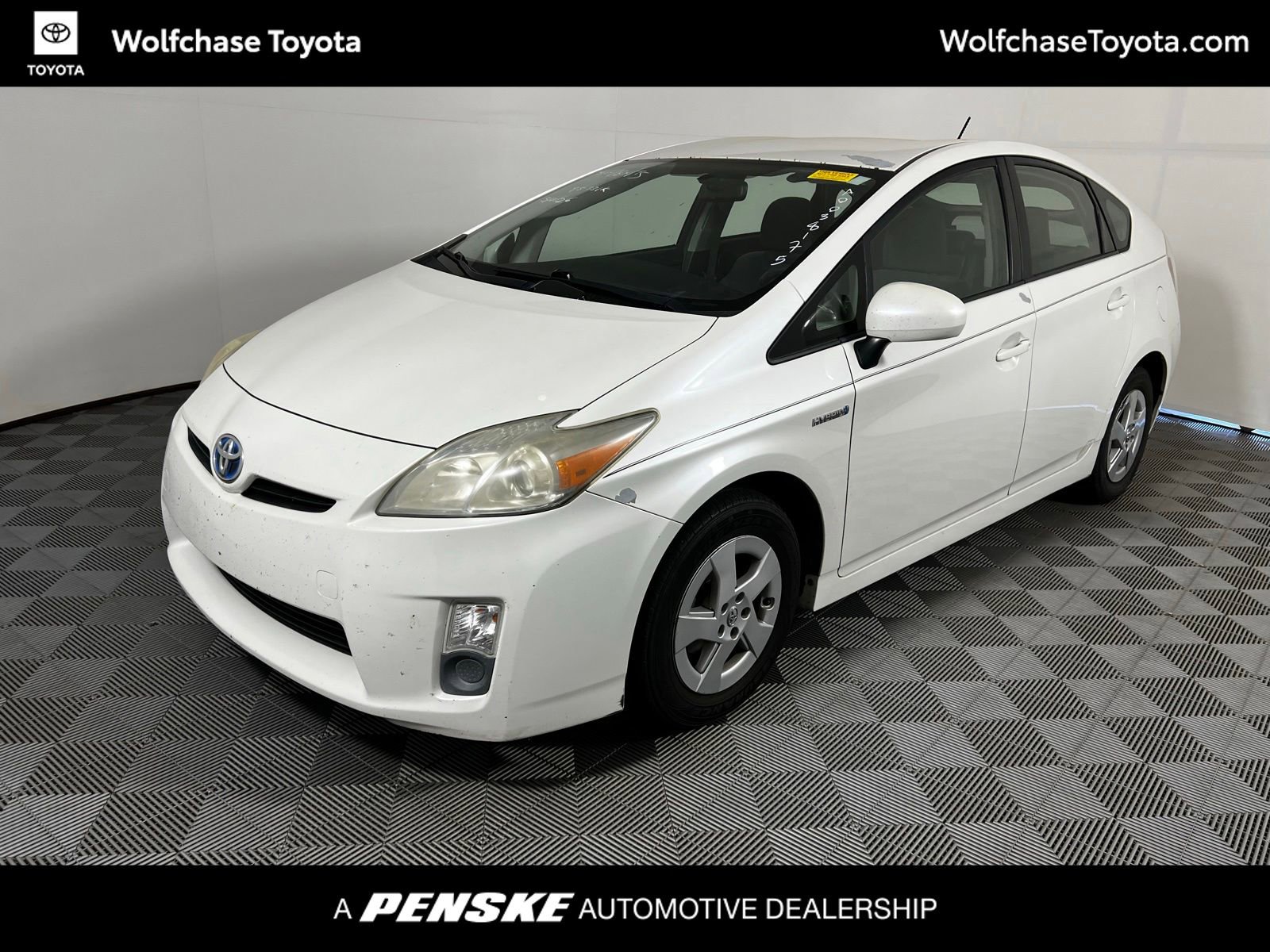 2010 Toyota Prius III's photo