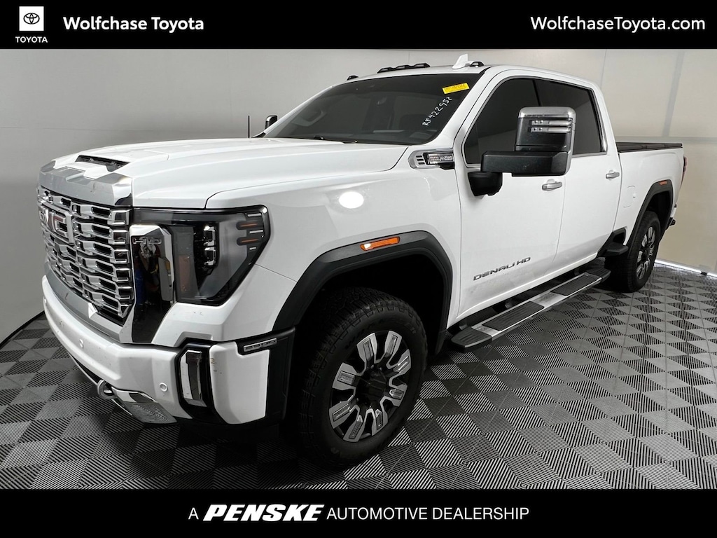 Used 2024 GMC Sierra 2500 HD Denali Truck Crew Cab
