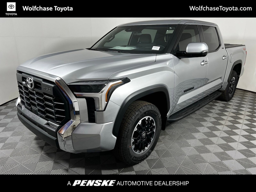 New 2026 Toyota Tundra SR5 SR5 CREWMAX 5.5