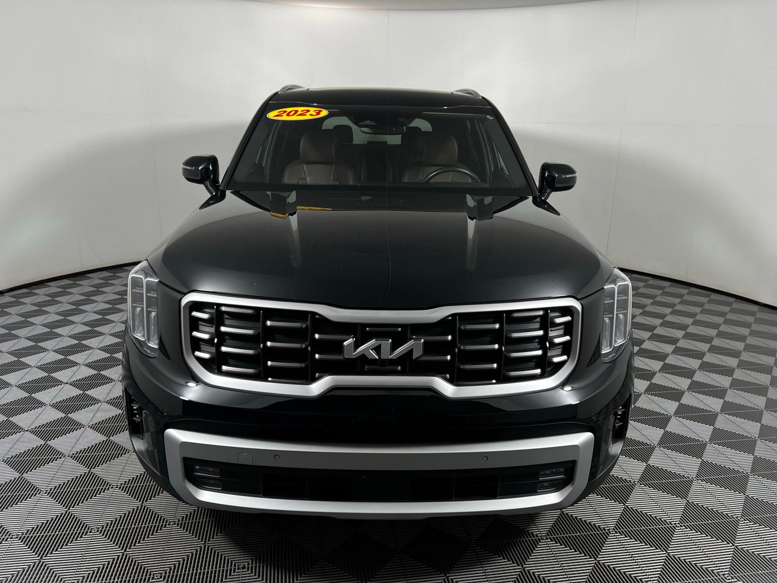 Used 2023 Kia Telluride SX with VIN 5XYP54GC7PG381762 for sale in Cordova, TN