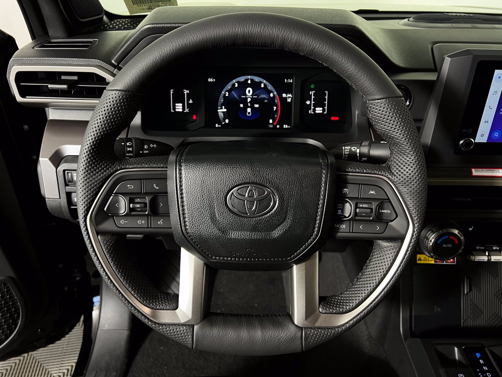 2026 Toyota Tacoma SR5 - Photo 9