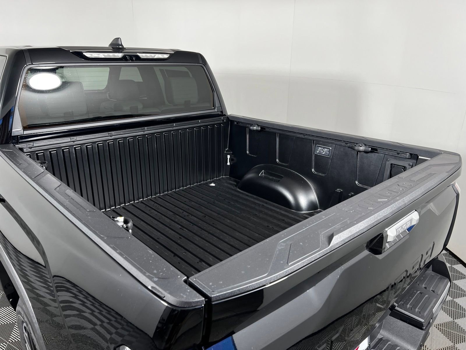 2026 Toyota Tundra Limited - Photo 24