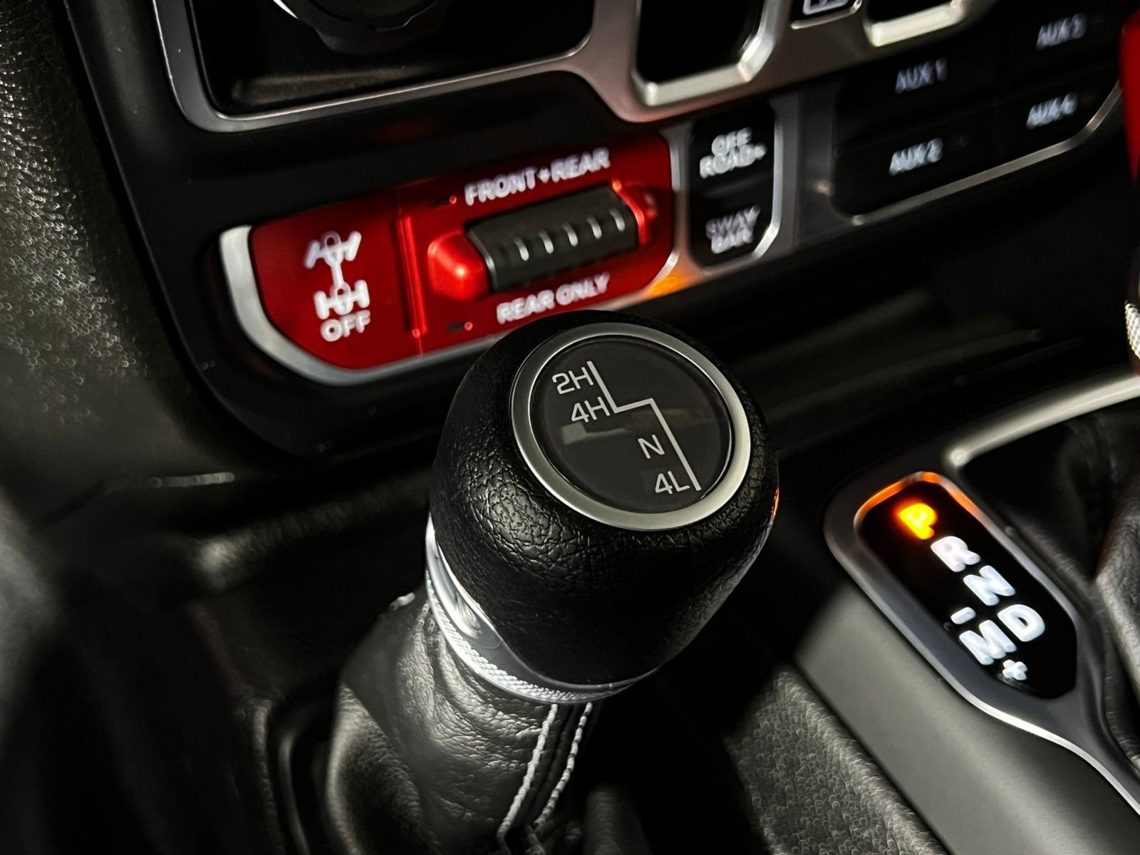2025 Jeep Wrangler 4-Door Rubicon - Photo 19