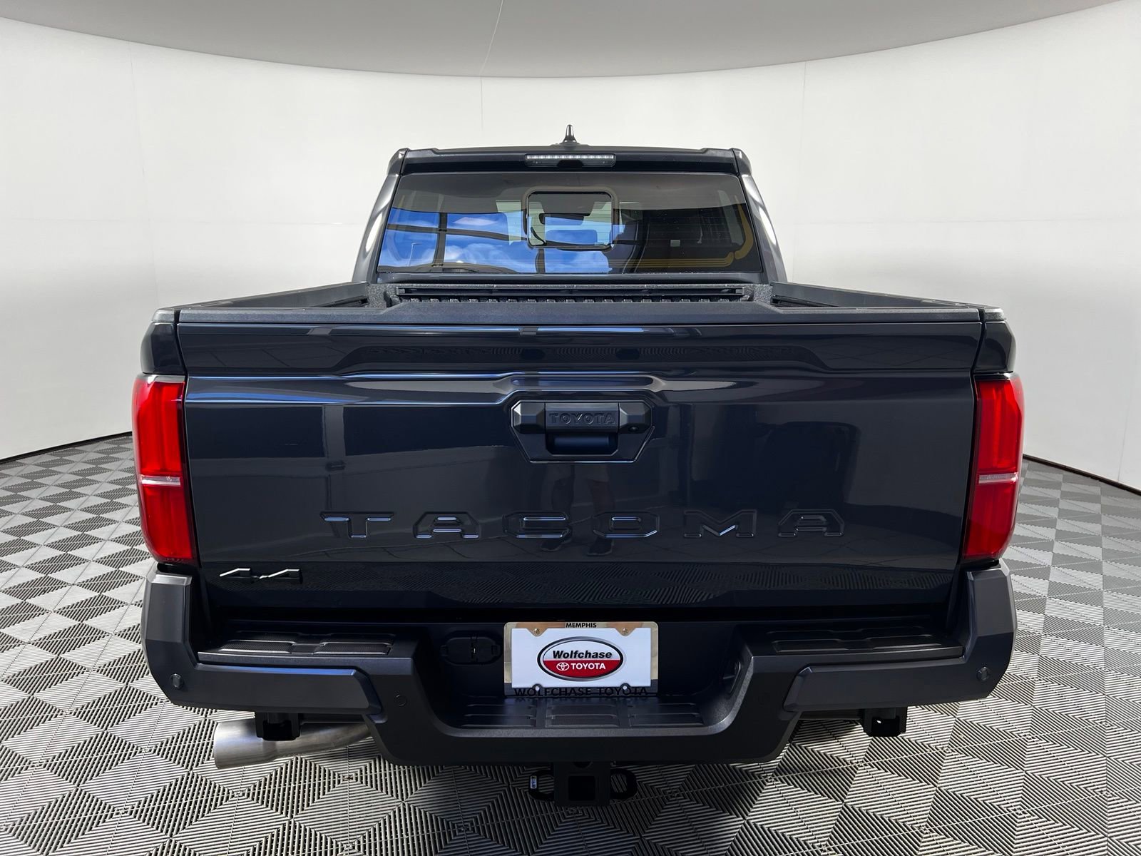 2026 Toyota Tacoma SR5 - Photo 6