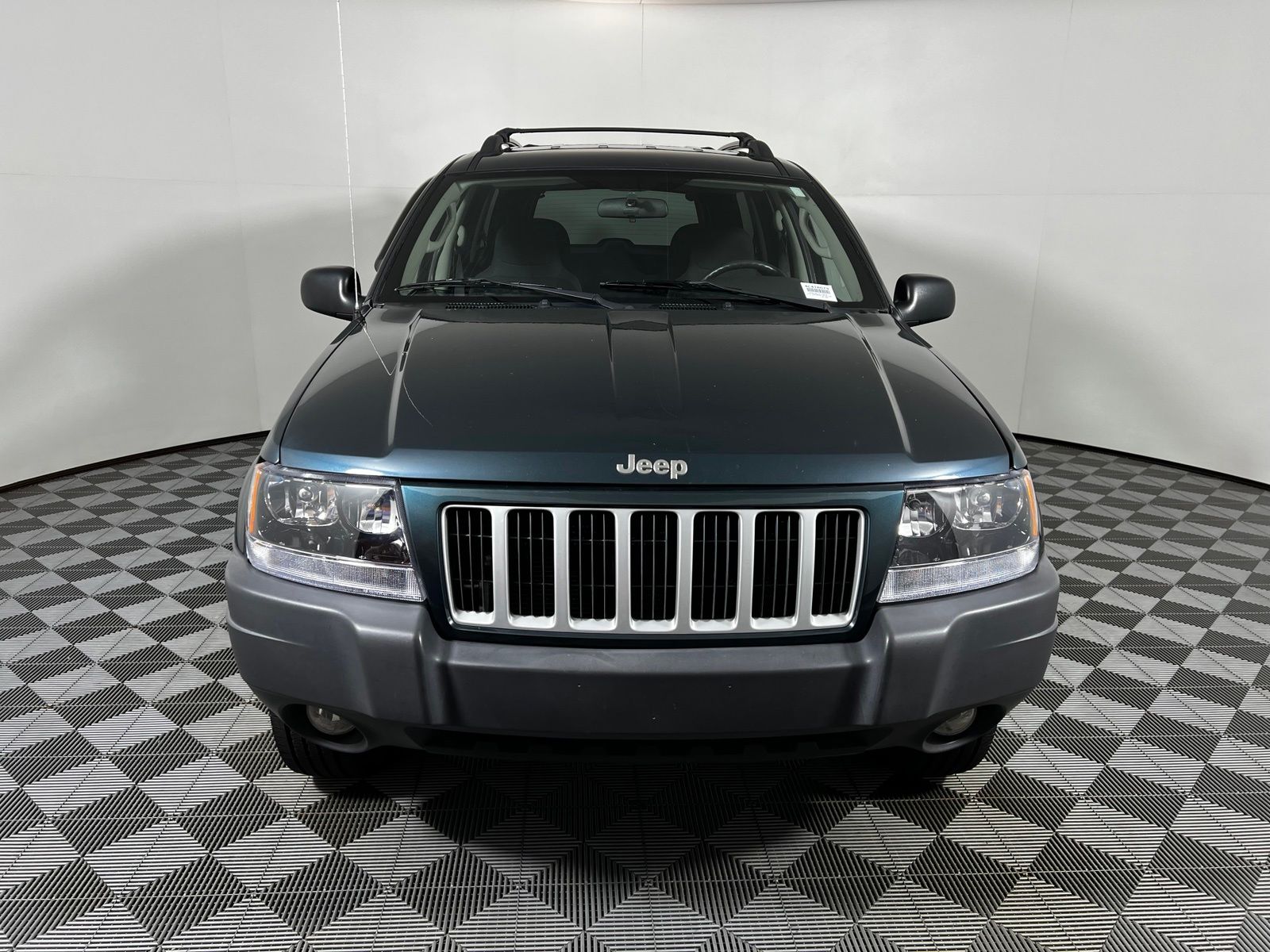 Used 2004 Jeep Grand Cherokee Laredo with VIN 1J4GW48S14C416079 for sale in Memphis, TN