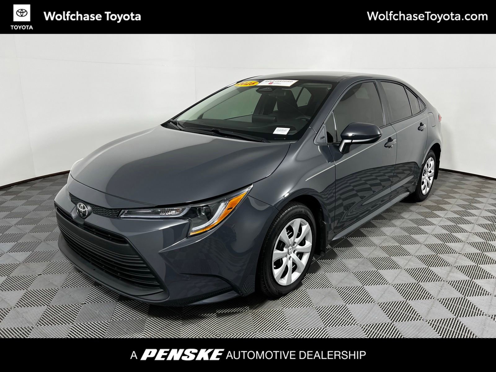 2025 Toyota Corolla LE CVT's photo