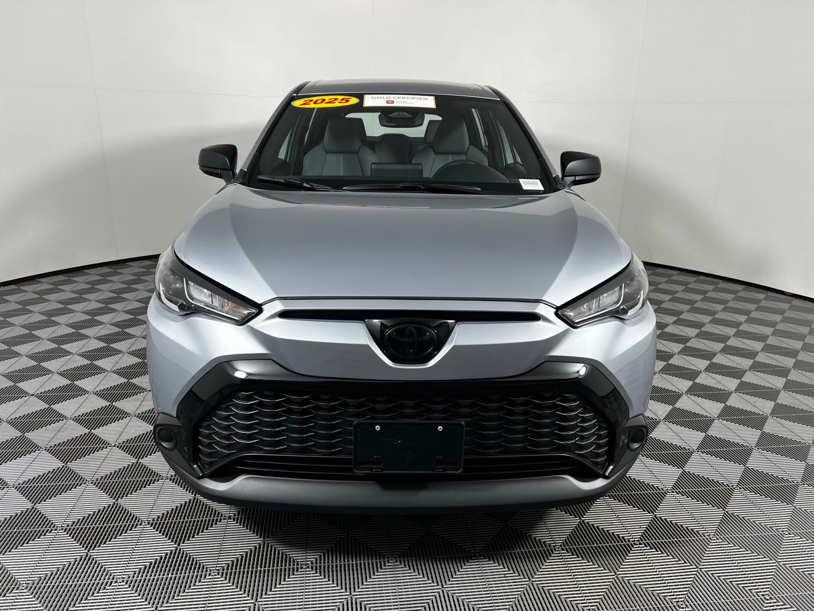 2025 Toyota Corolla Hybrid S photo 2