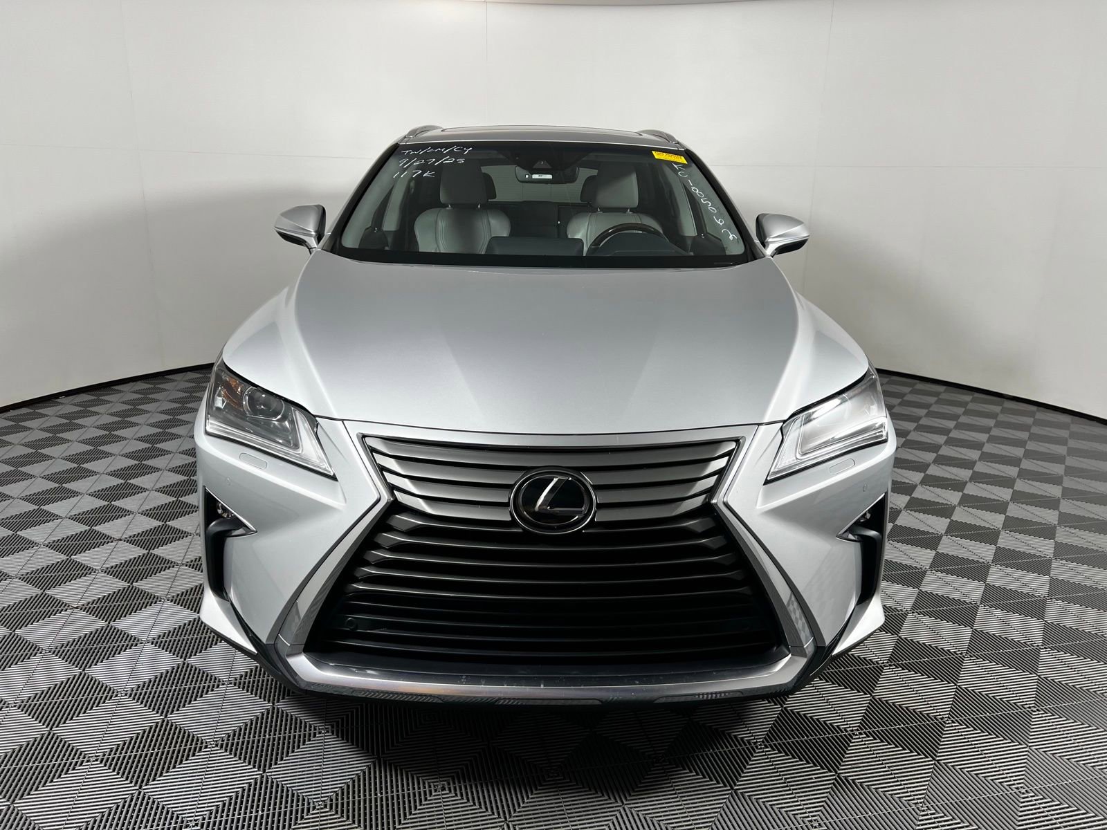 2019 Lexus RX 350 photo 2