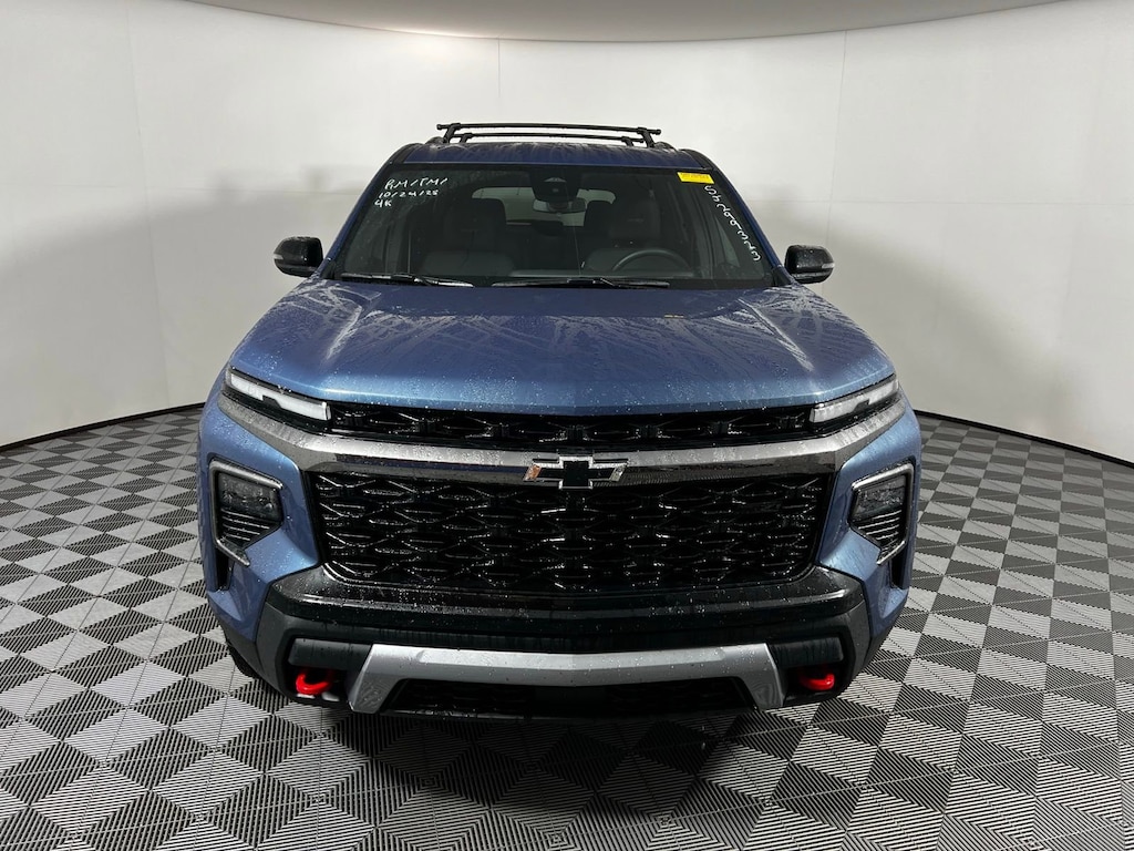 Used 2025 Chevrolet Traverse Z71 SUV
