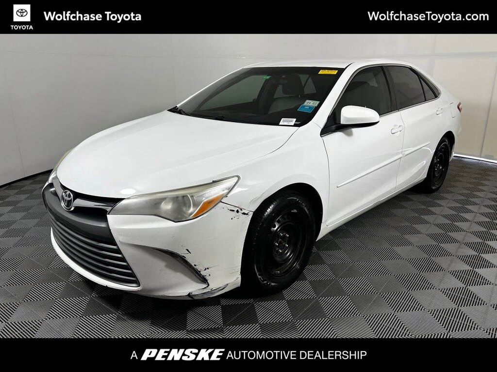 Used 2017 Toyota Camry LE Sedan