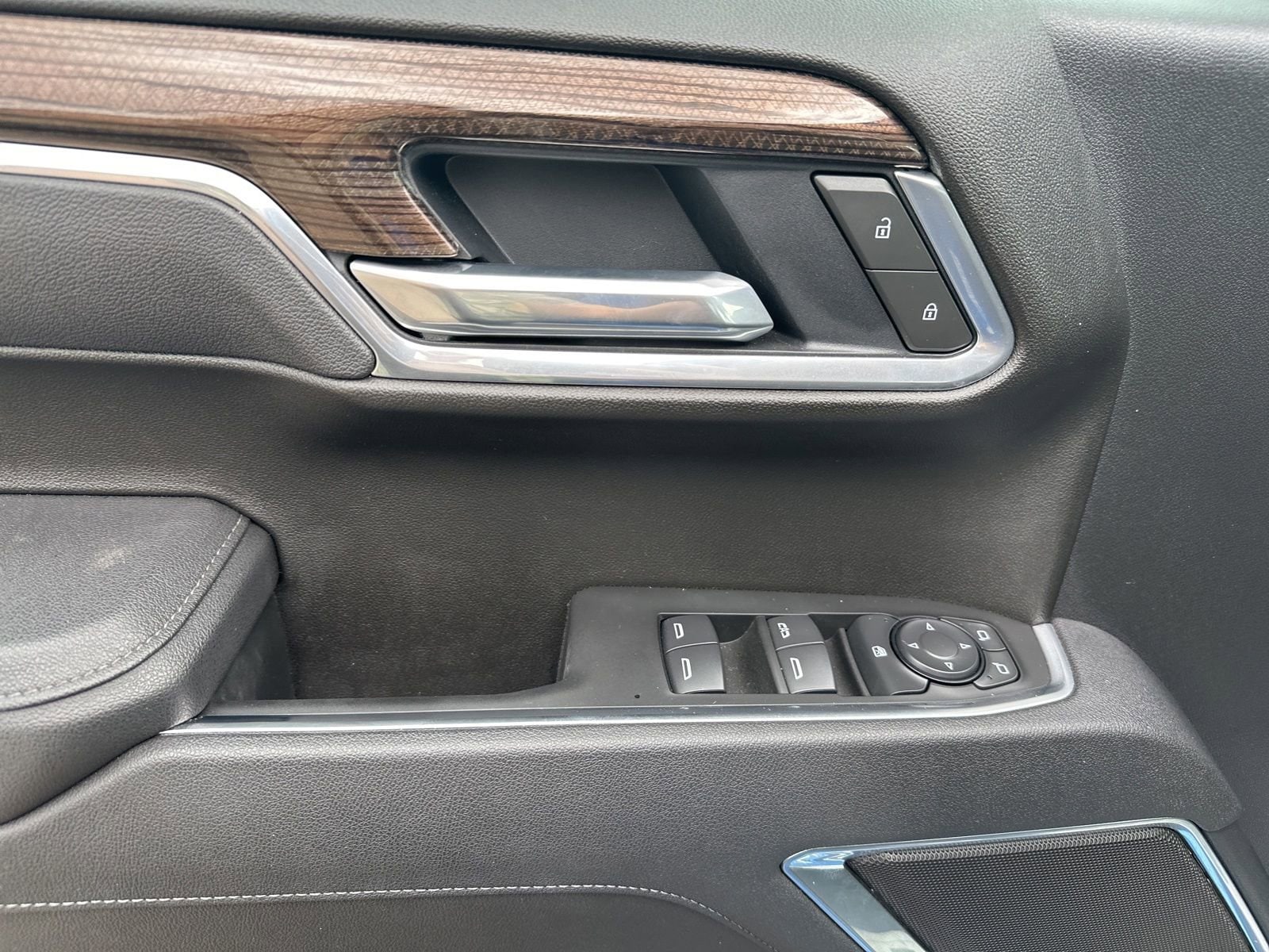 2025 Chevrolet Silverado 1500 LT - Photo 7