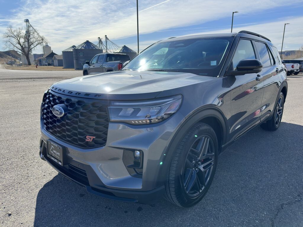 Used 2025 Ford Explorer ST