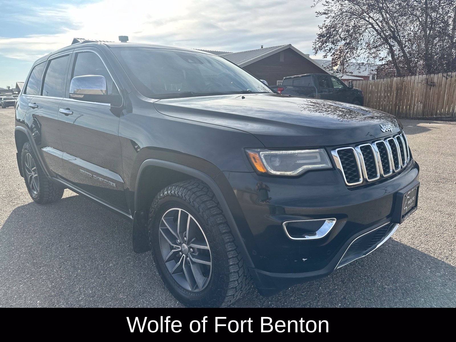 Used 2017 Jeep Grand Cherokee Limited with VIN 1C4RJFBG6HC810082 for sale in Fort Benton, MT