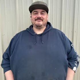 Staff member Paul Siliezar from ID_4aa28e