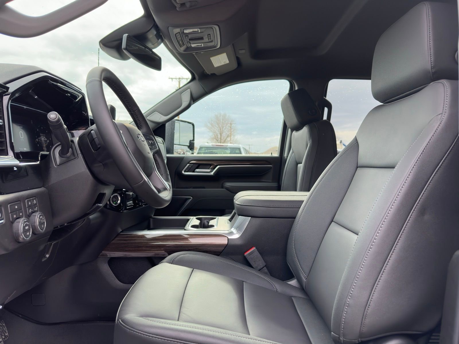 2026 Chevrolet Silverado 2500 HD LT - Photo 5