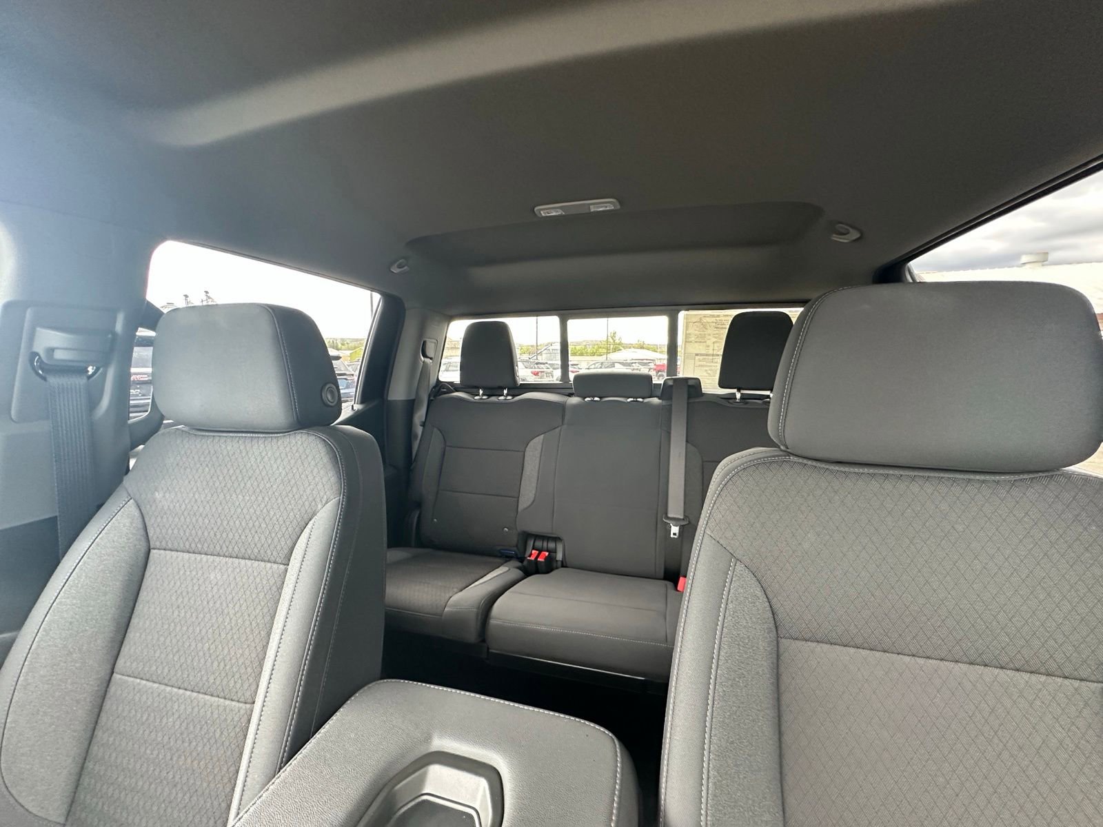 2025 Chevrolet Silverado 1500 LT - Photo 12