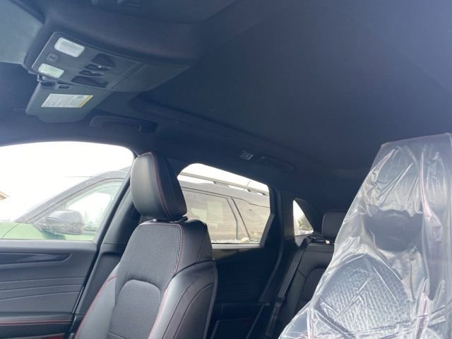 2025 Ford Escape ST-Line - Photo 11