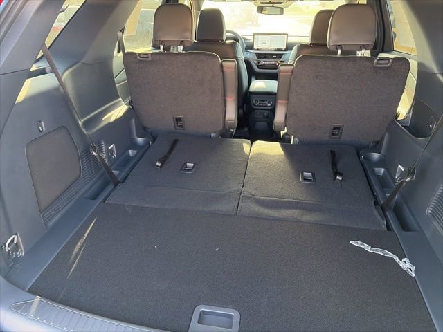 2026 Ford Explorer ST-Line - Photo 11