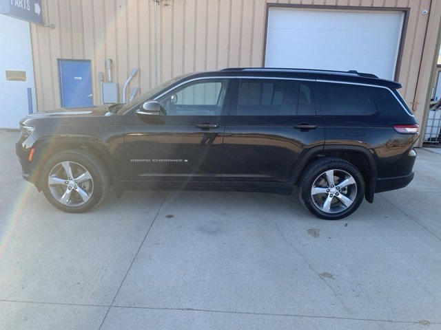 2022 Jeep Grand Cherokee L photo 4