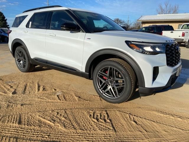 2026 Ford Explorer ST-LINE 4WD's photo