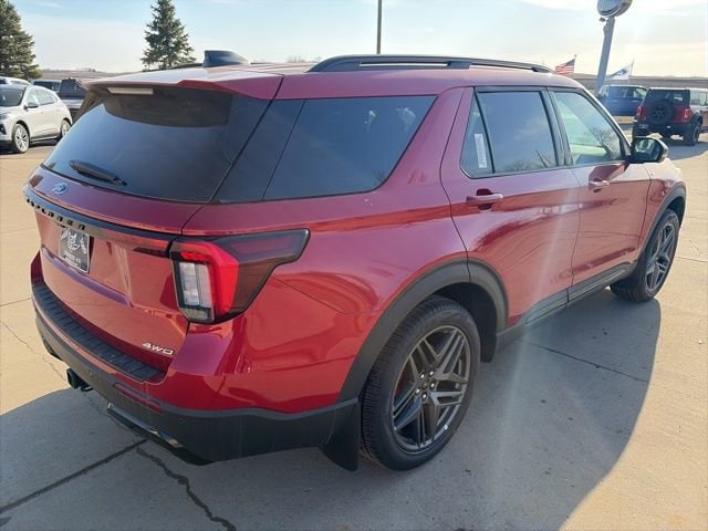 2026 Ford Explorer ST-Line - Photo 6