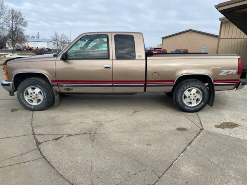 Used 1995 Chevrolet C/K 1500 Cheyenne Ext Cab 155.5 WB 4WD