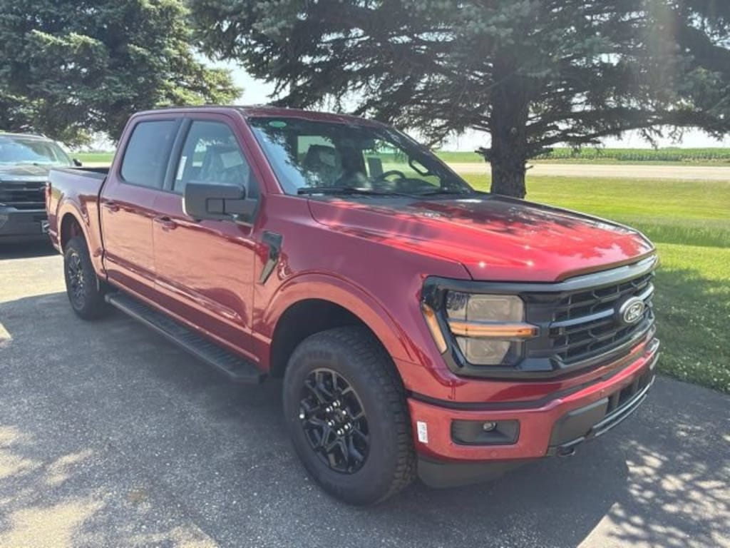 New 2026 Ford F-150 XLT XLT 4WD SuperCrew 5.5 Box