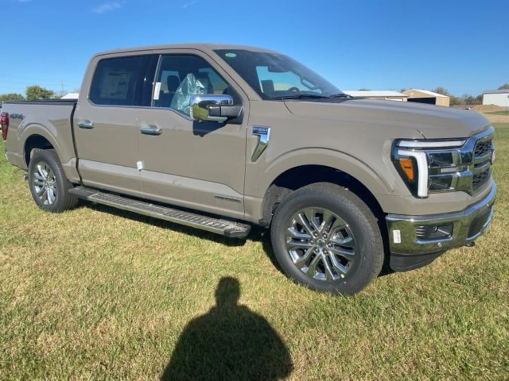 New 2025 Ford F-150 LARIAT LARIAT 4WD SuperCrew 5.5 Box