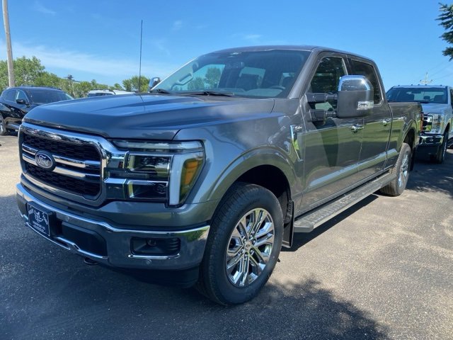 2025 Ford F-150 Lariat photo 3