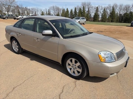 2005 Mercury Montego Luxury Sedan
