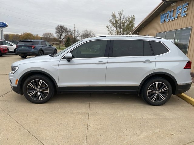 2018 Volkswagen Tiguan SEL photo 4