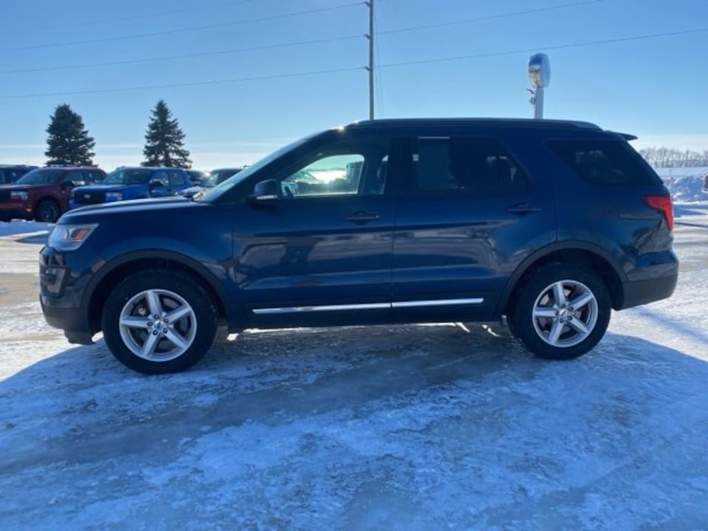 Used 2016 Ford Explorer XLT 4WD XLT