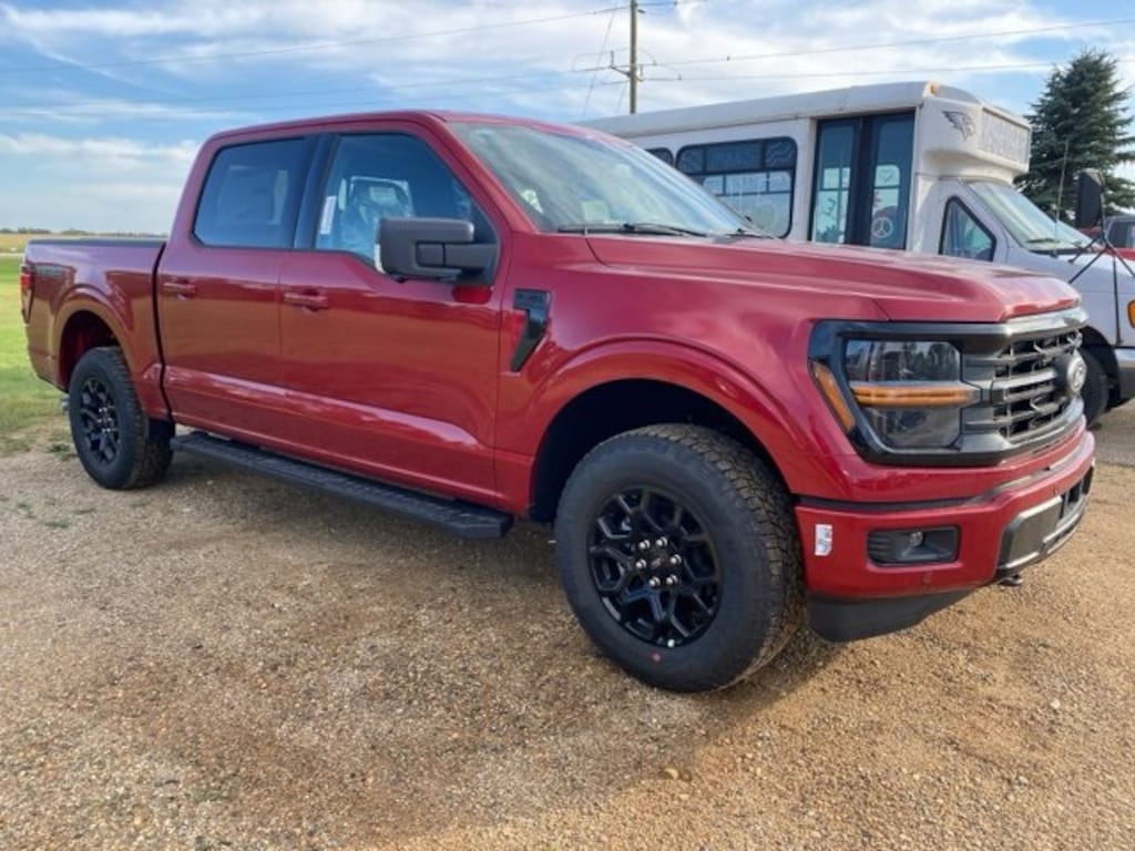 New 2025 Ford F-150 XLT XLT 4WD SuperCrew 5.5 Box