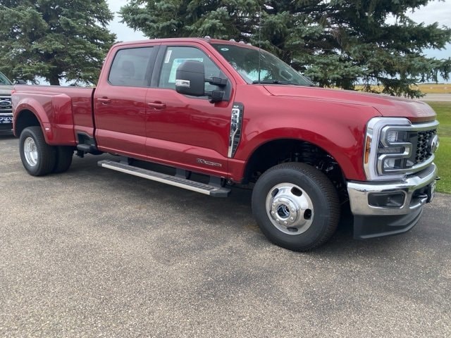 2026 Ford F-350 Super Duty XLT's photo