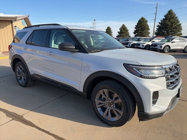 2026 Ford Explorer Active 4WD's photo